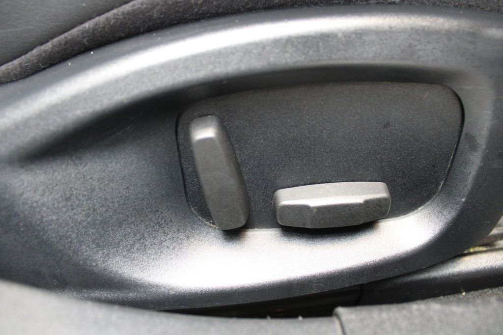 Used Jaguar XE 2017 for sale - 77463465: Photo 43