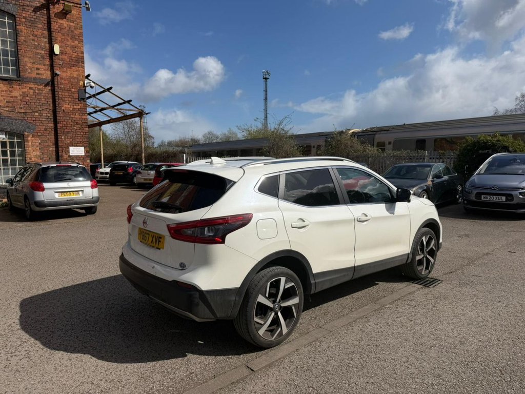 Used Nissan Qashqai 2017 for sale - 78056589: Photo 3