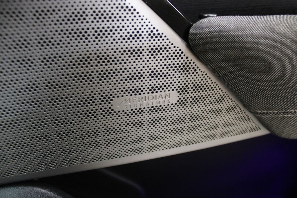 Used Land Rover Range Rover Velar 2018 for sale - 76973875: Photo 37