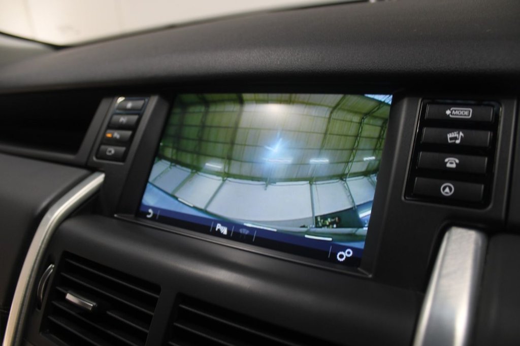 Used Land Rover Discovery Sport 2018 for sale - 76546598: Photo 32