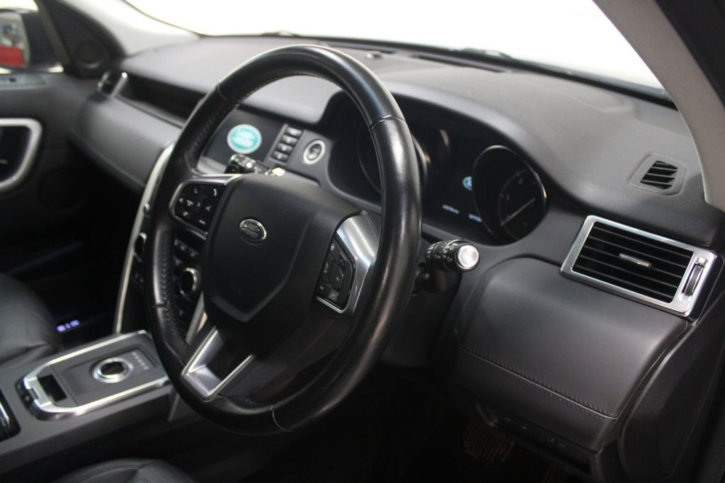 Used Land Rover Discovery Sport 2018 for sale - 76546598: Photo 41