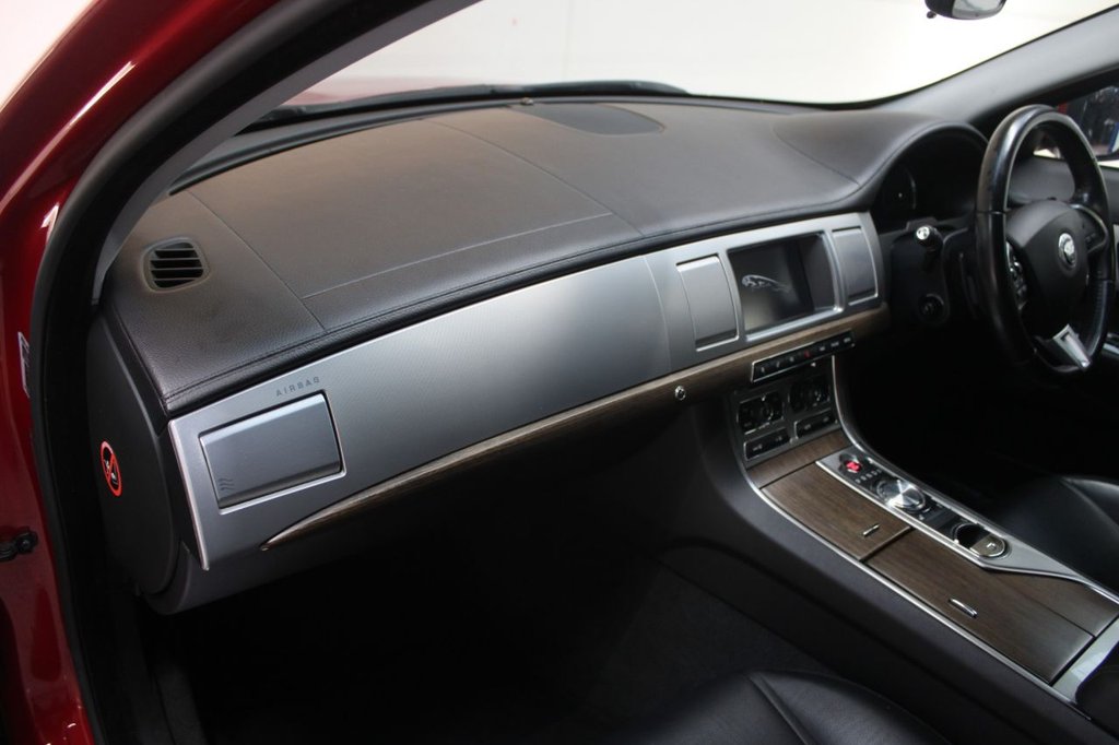 Used Jaguar XF 2013 for sale - 77122179: Photo 33