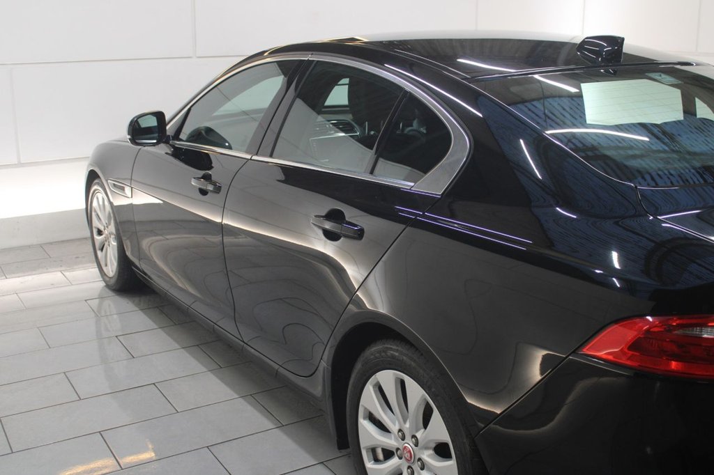 Used Jaguar XE 2017 for sale - 76758660: Photo 12