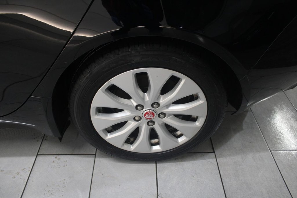 Used Jaguar XE 2017 for sale - 76758660: Photo 28