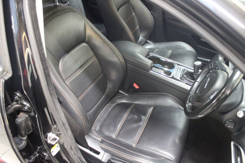 Used Jaguar XE 2017 for sale - 76758660: Photo 38