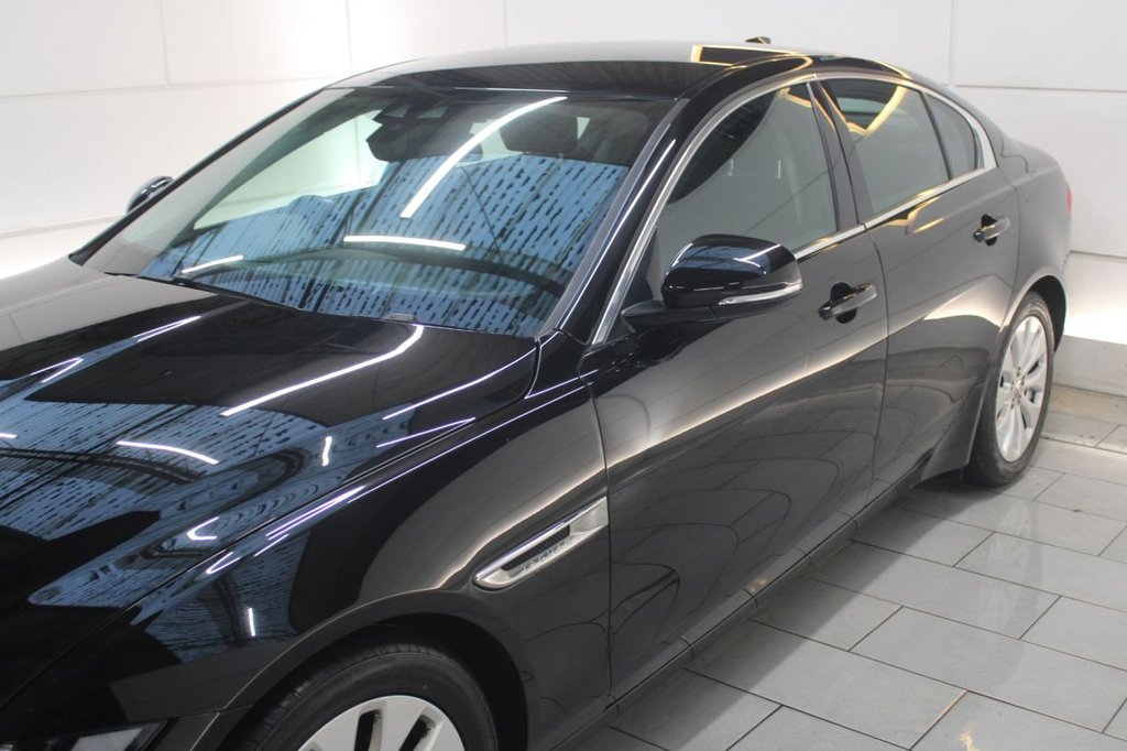 Used Jaguar XE 2017 for sale - 76758660: Photo 5