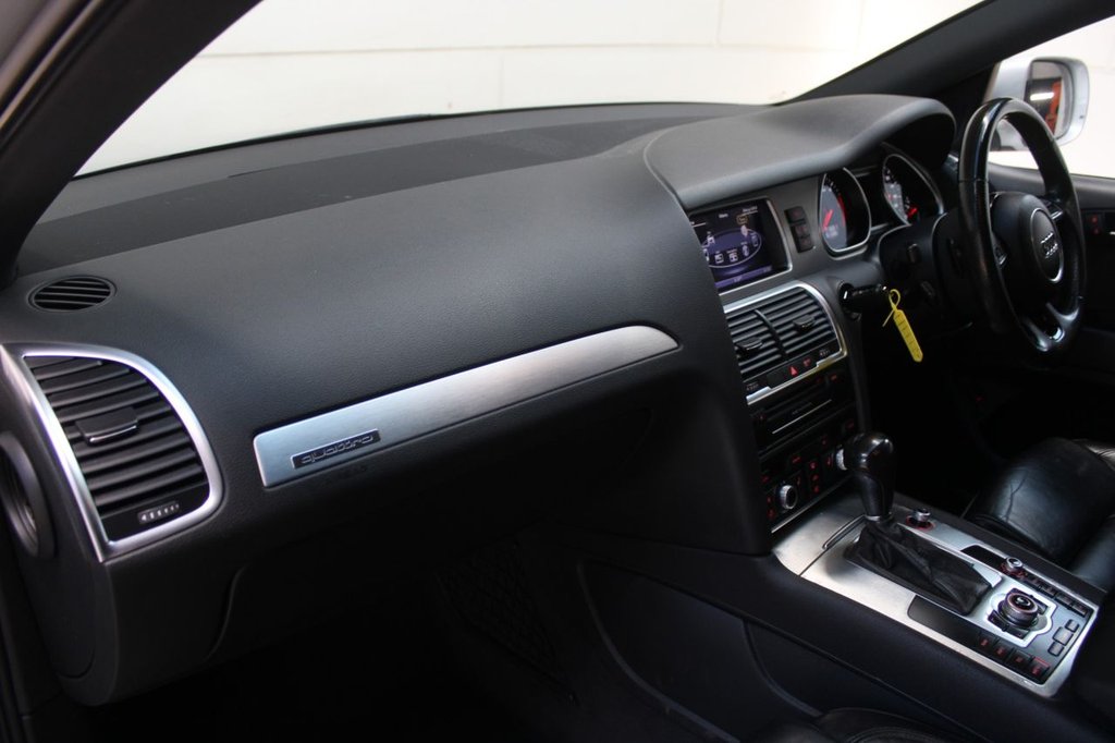 Used Audi Q7 2012 for sale - 76686045: Photo 42