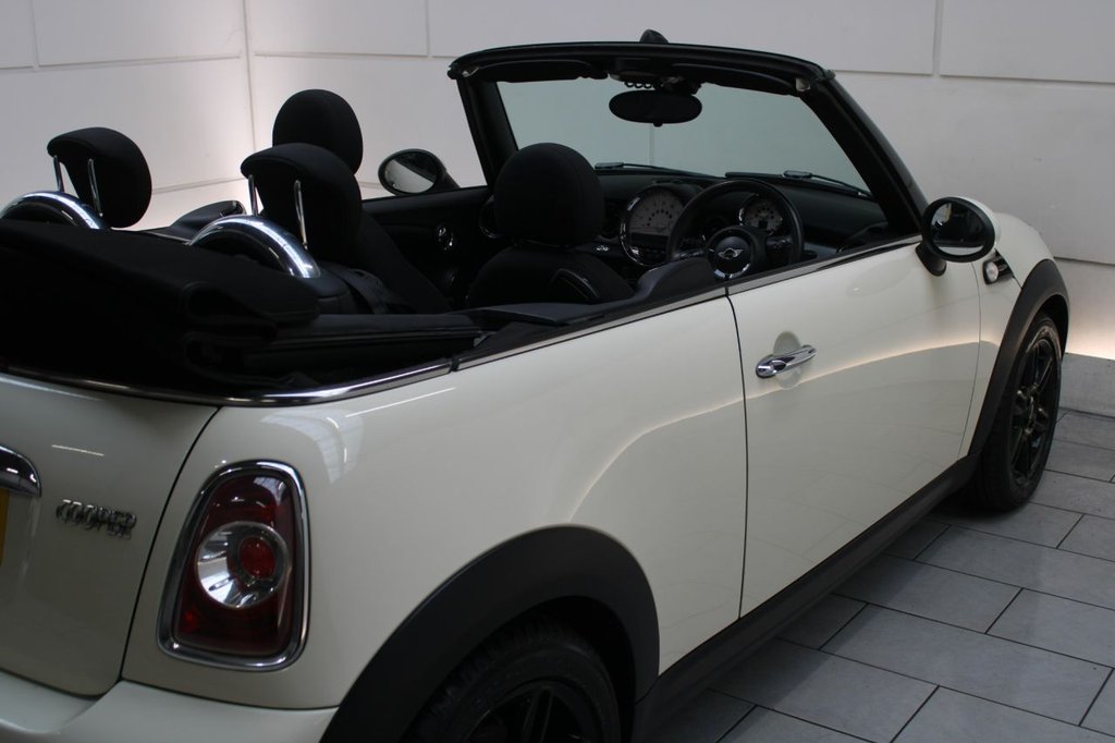 Used MINI Convertible 2013 for sale - 75397872: Photo 24