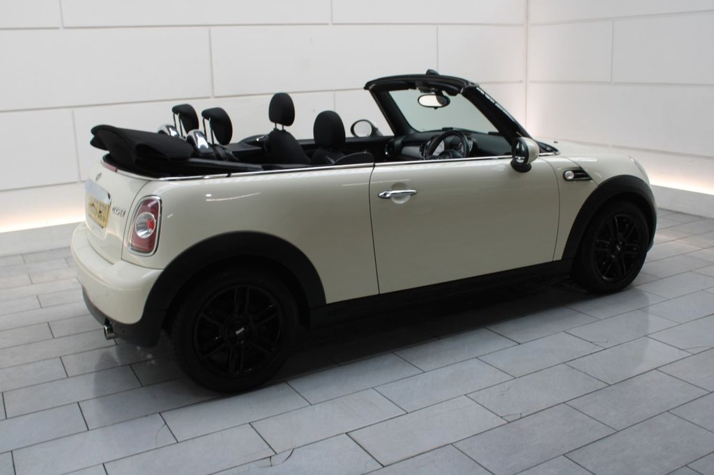 Used MINI Convertible 2013 for sale - 75397872: Photo 26