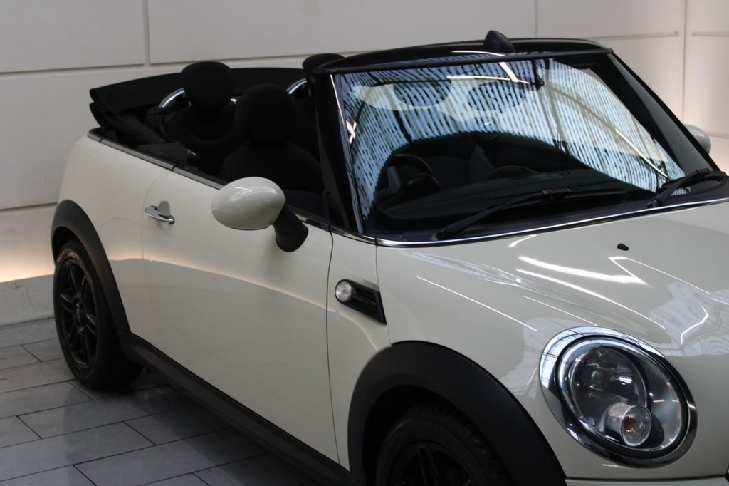 Used MINI Convertible 2013 for sale - 75397872: Photo 31