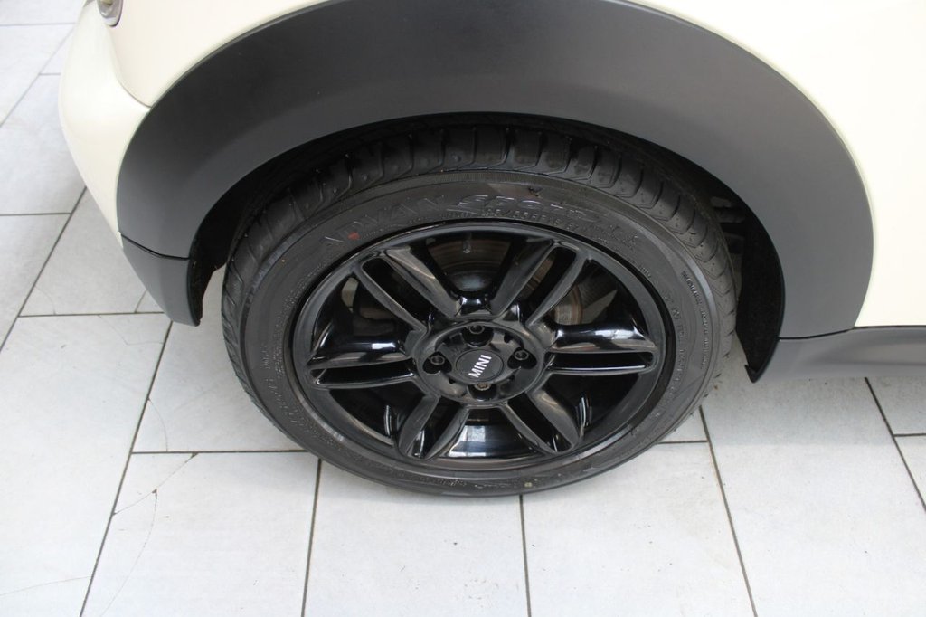 Used MINI Convertible 2013 for sale - 75397872: Photo 32