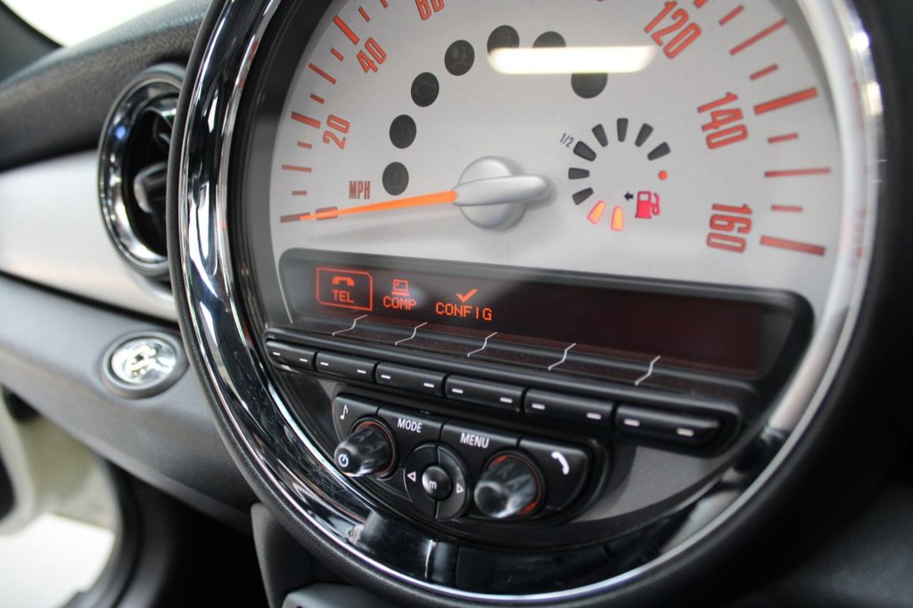 Used MINI Convertible 2013 for sale - 75397872: Photo 33