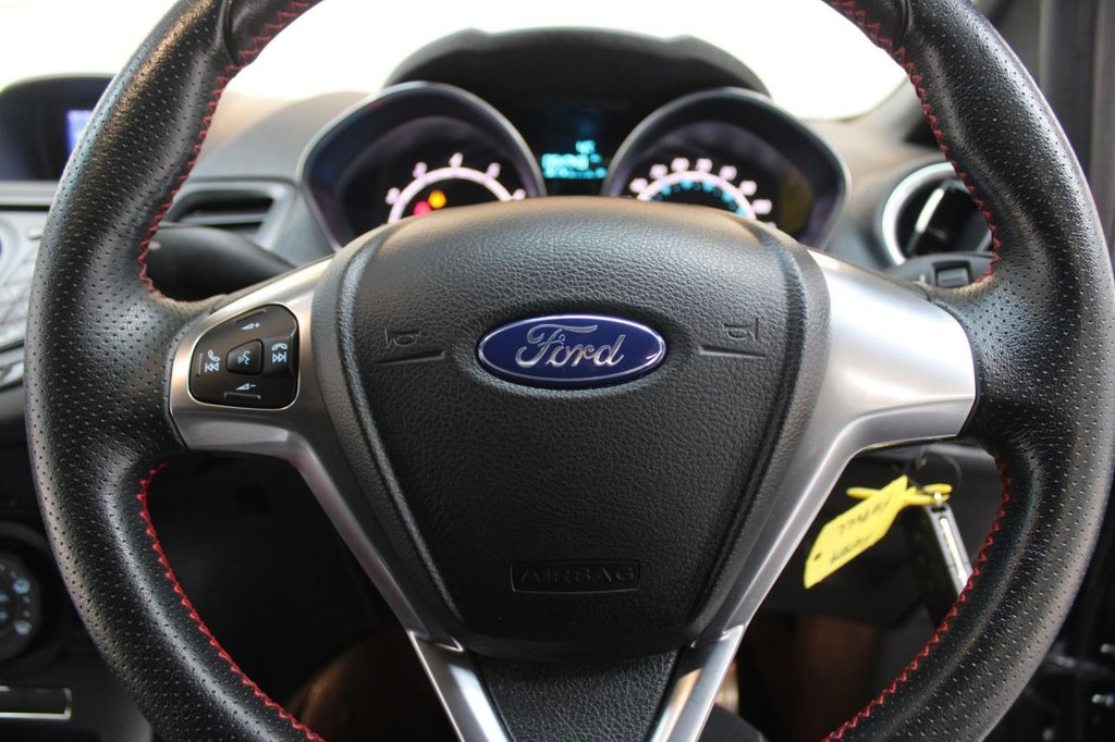 Used Ford Fiesta 2017 for sale - 77096292: Photo 32