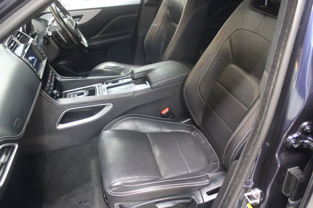 Used Jaguar F-Pace 2017 for sale - 76797966: Photo 44