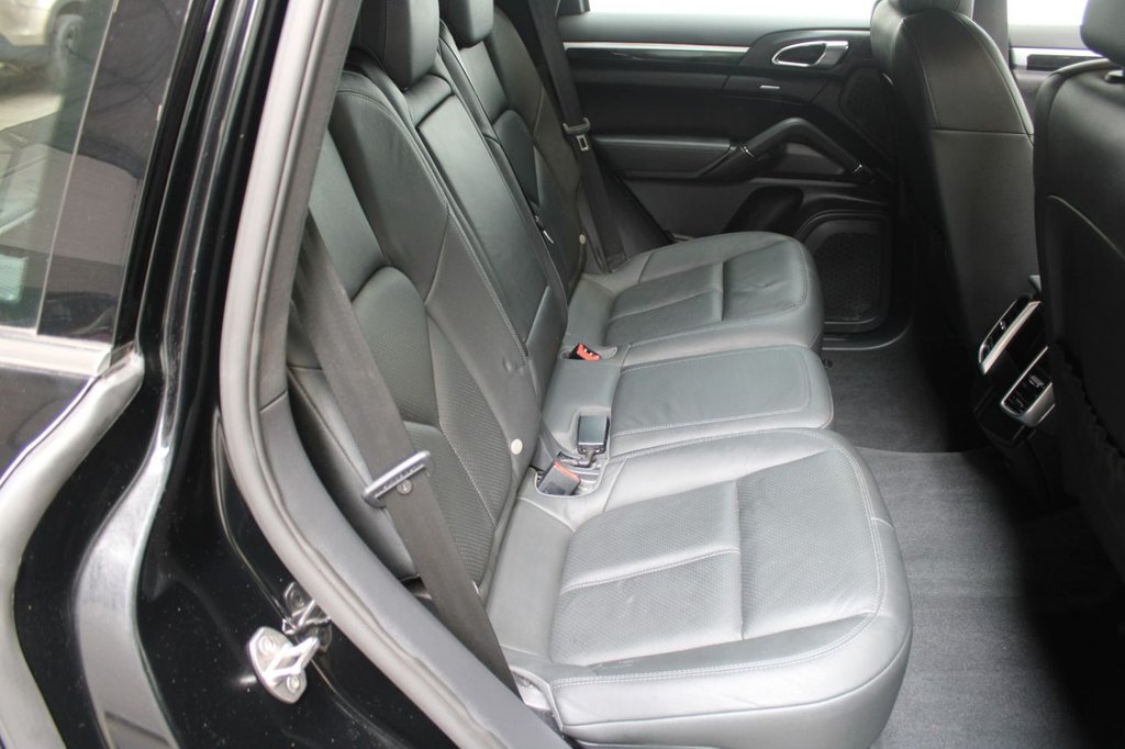 Used Porsche Cayenne 2012 for sale - 74260949: Photo 38