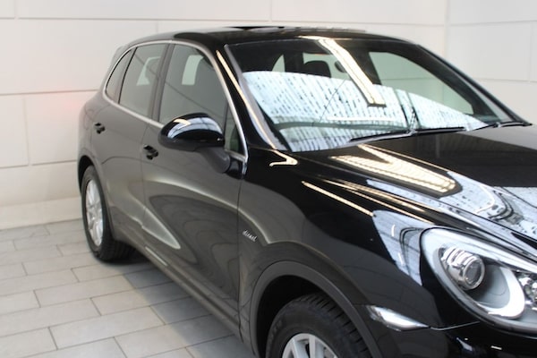 Used Porsche Cayenne 2012 for sale - 74260949: Photo 6