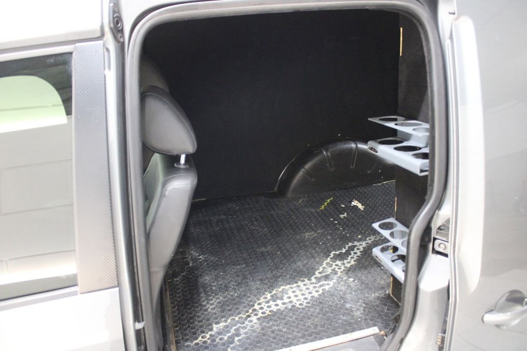 Used Volkswagen Caddy 2012 for sale - 76386257: Photo 8