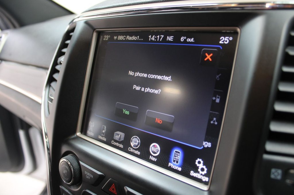 Used Jeep Grand Cherokee 2015 for sale - 77821368: Photo 32