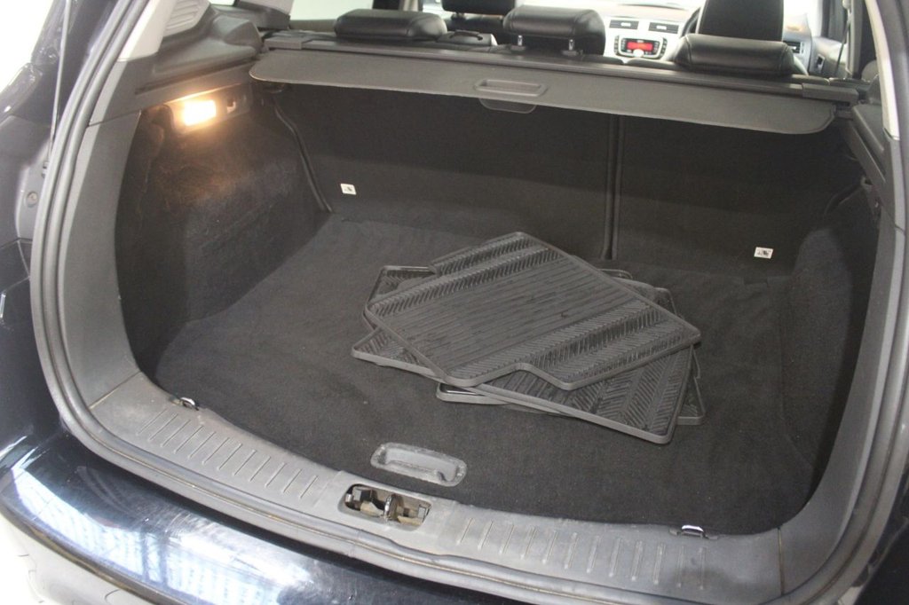 Used Ford Kuga 2012 for sale - 77667010: Photo 17