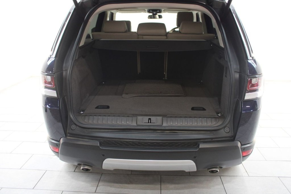 Used Land Rover Range Rover Sport 2016 for sale - 77667337: Photo 15