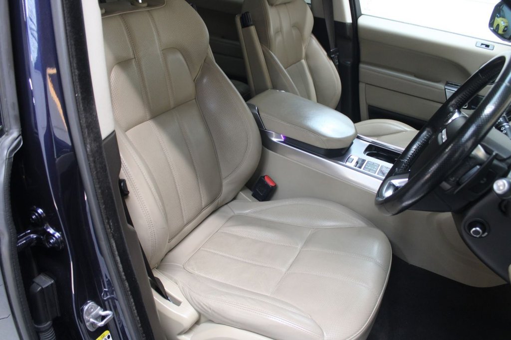 Used Land Rover Range Rover Sport 2016 for sale - 77667337: Photo 41