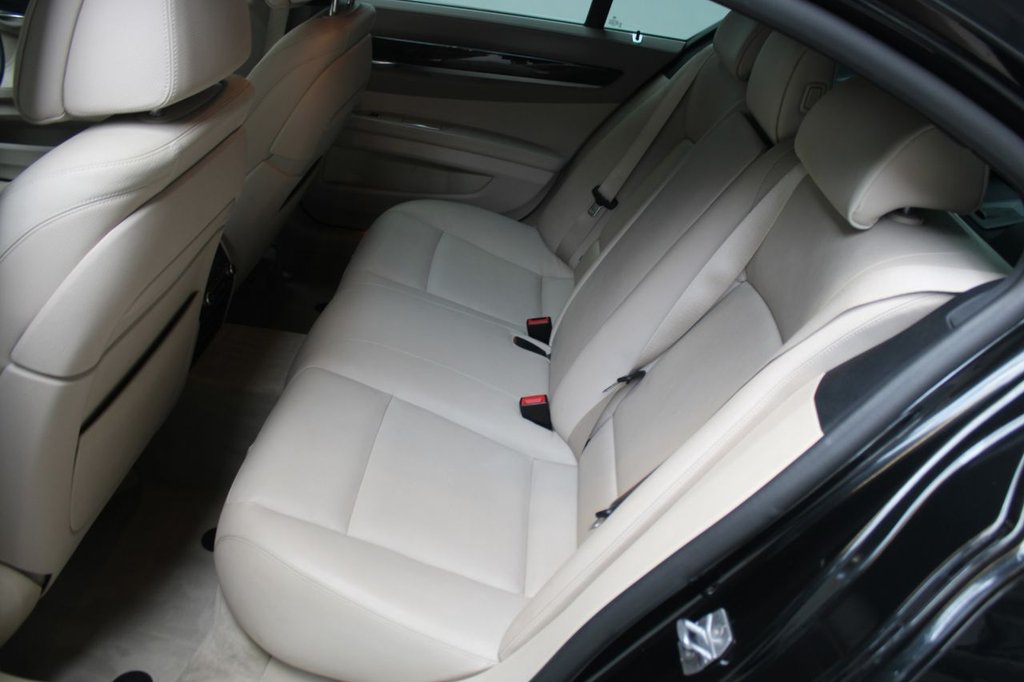 Used BMW 7 Series 2015 for sale - 76056912: Photo 45