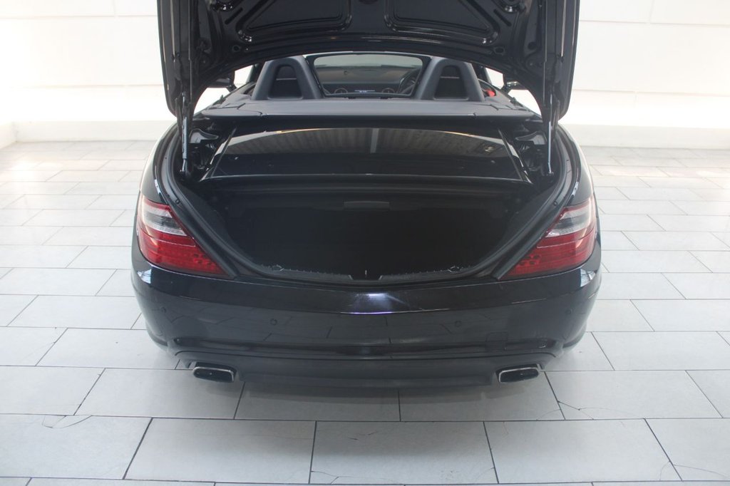 Used Mercedes-Benz SLK 2012 for sale - 77976264: Photo 22