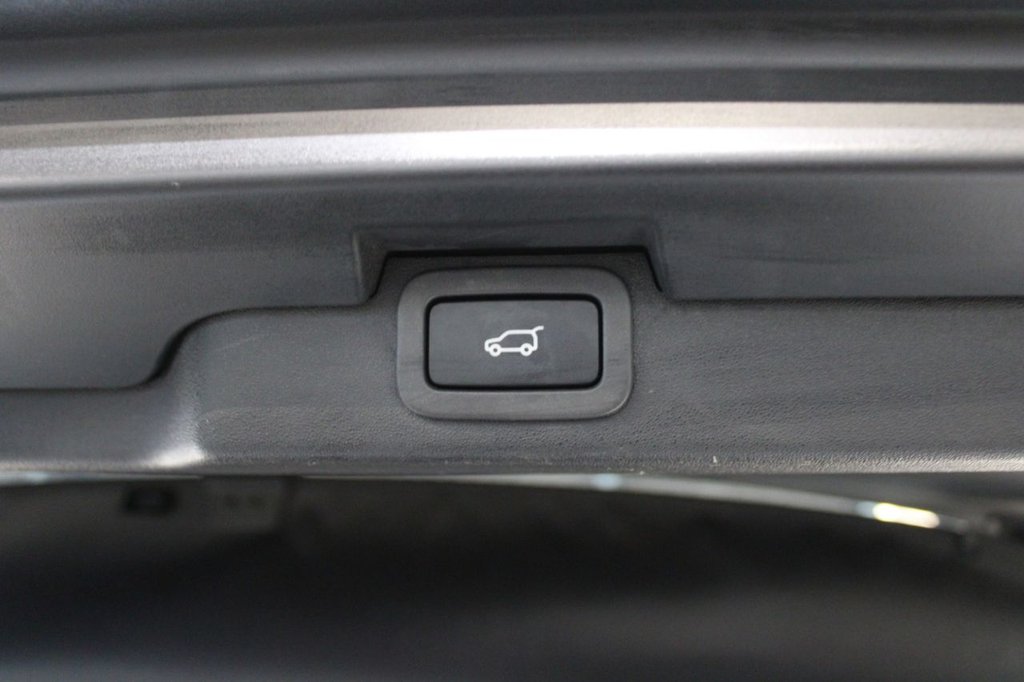 Used Land Rover Discovery 2017 for sale - 77608670: Photo 18