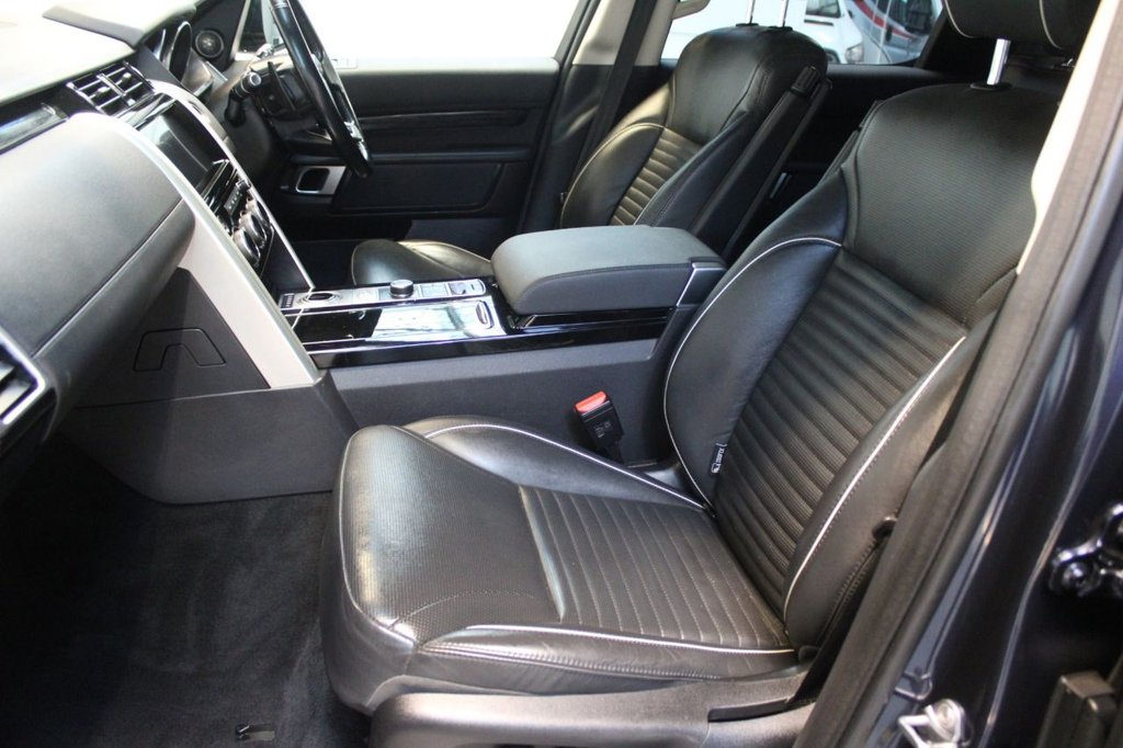 Used Land Rover Discovery 2017 for sale - 77608670: Photo 45