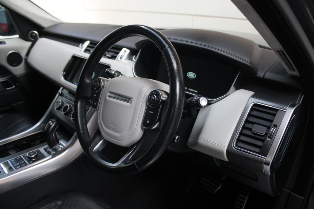 Used Land Rover Range Rover Sport 2016 for sale - 77614106: Photo 39