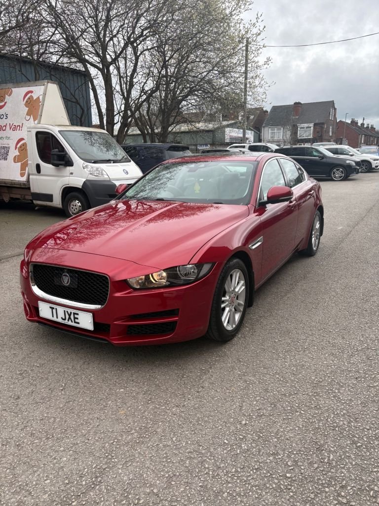 Used Jaguar XE 2017 for sale - 77991436: Photo 7