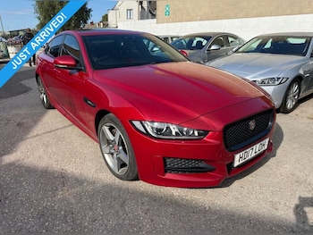Used Jaguar XE 2017 for sale - 79599061: Photo