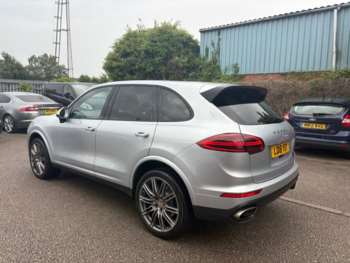 Used Porsche Cayenne 2018 for sale - 74943292: Photo