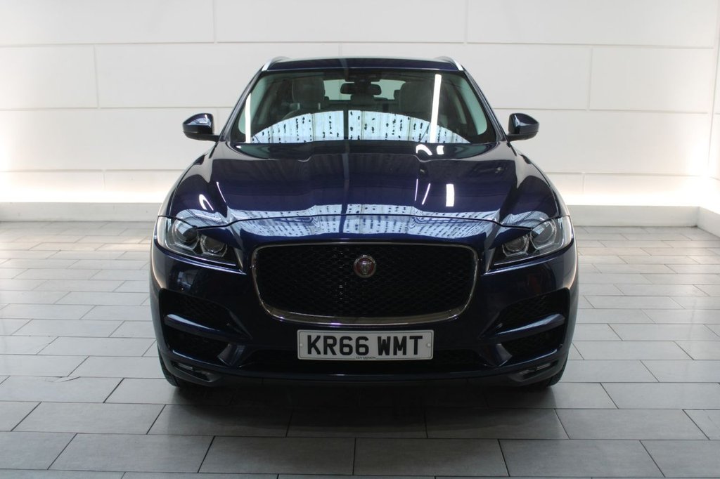 Used Jaguar F-Pace 2016 for sale - 76535986: Photo 2
