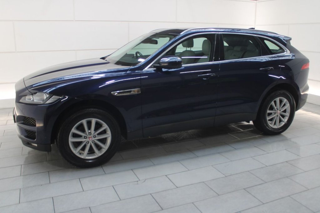 Used Jaguar F-Pace 2016 for sale - 76535986: Photo 7