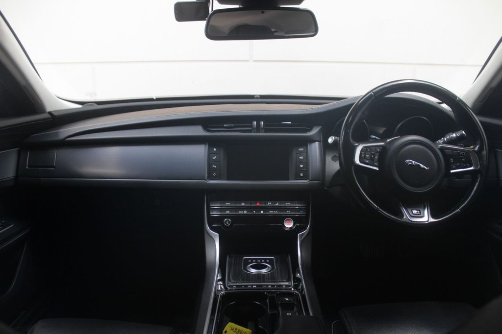 Used Jaguar XF 2016 for sale - 77904806: Photo 35