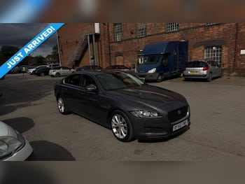 Used Jaguar XF 2016 for sale - 79804911: Photo