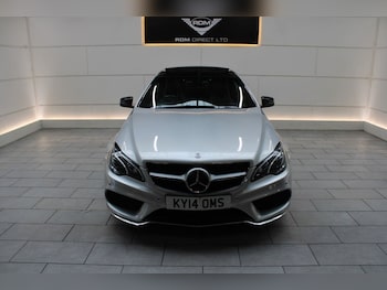 Used Mercedes-Benz E Class 2014 for sale - 79493439: Photo