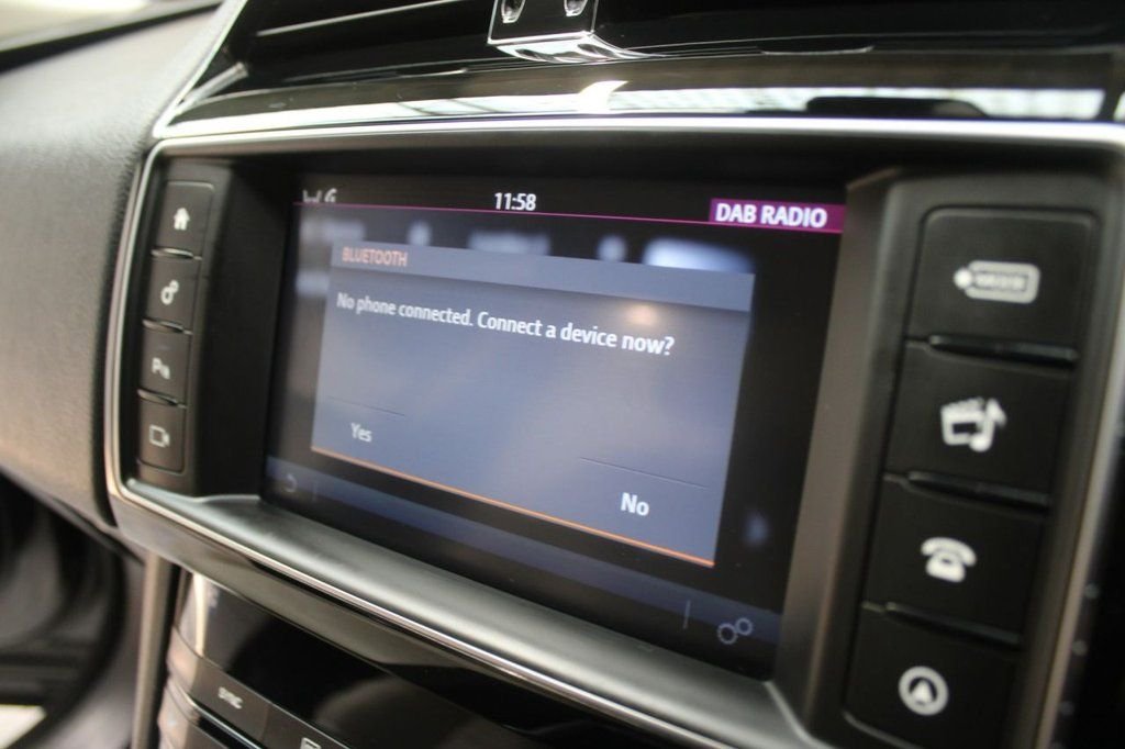 Used Jaguar F-Pace 2017 for sale - 77275631: Photo 32