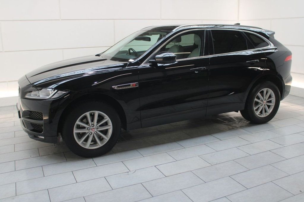 Used Jaguar F-Pace 2017 for sale - 77275631: Photo 7