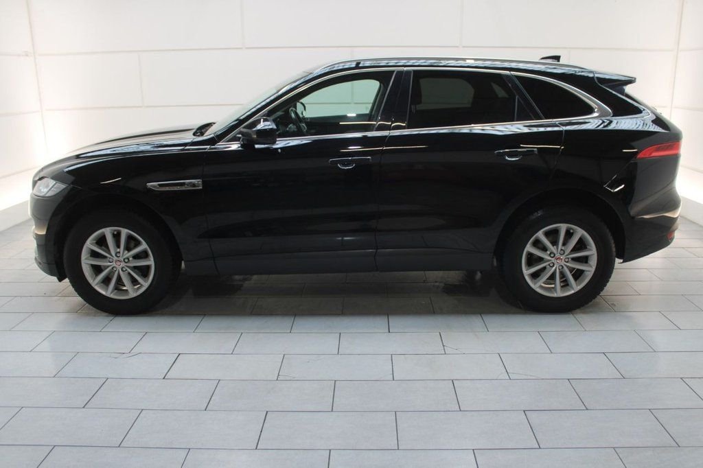 Used Jaguar F-Pace 2017 for sale - 77275631: Photo 8