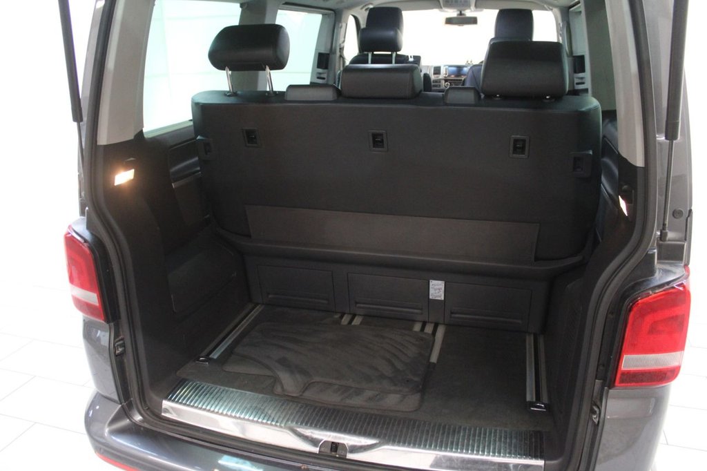 Used Volkswagen Caravelle 2015 for sale - 77593921: Photo 15