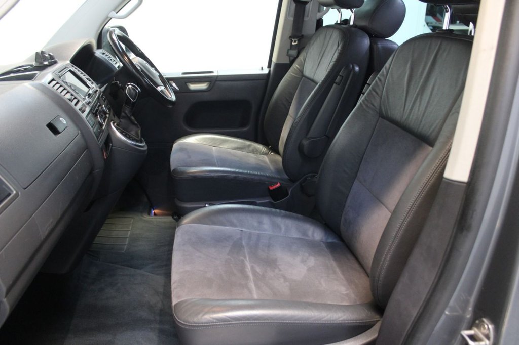 Used Volkswagen Caravelle 2015 for sale - 77593921: Photo 39