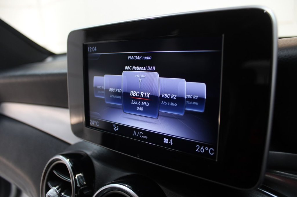 Used Mercedes-Benz GLC 2018 for sale - 77557717: Photo 32