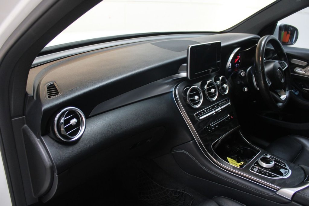 Used Mercedes-Benz GLC 2018 for sale - 77557717: Photo 36