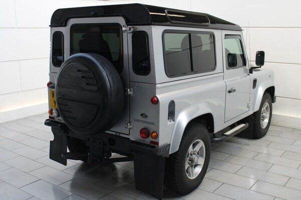 Used Land Rover Defender 90 2015 for sale - 70020899: Photo 17