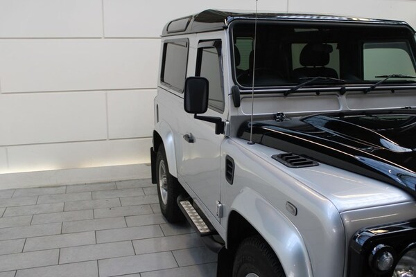 Used Land Rover Defender 90 2015 for sale - 70020899: Photo 26