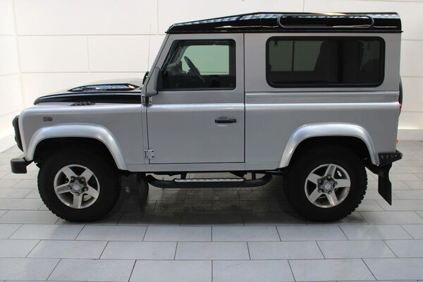 Used Land Rover Defender 90 2015 for sale - 70020899: Photo 8