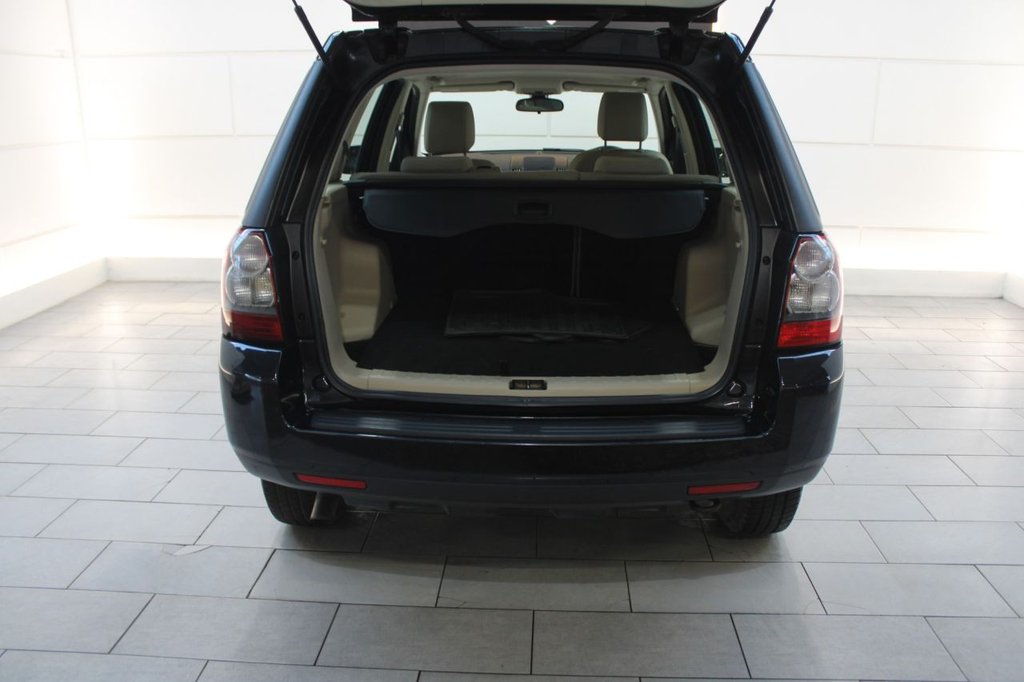 Used Land Rover Freelander 2 2011 for sale - 77463392: Photo 16