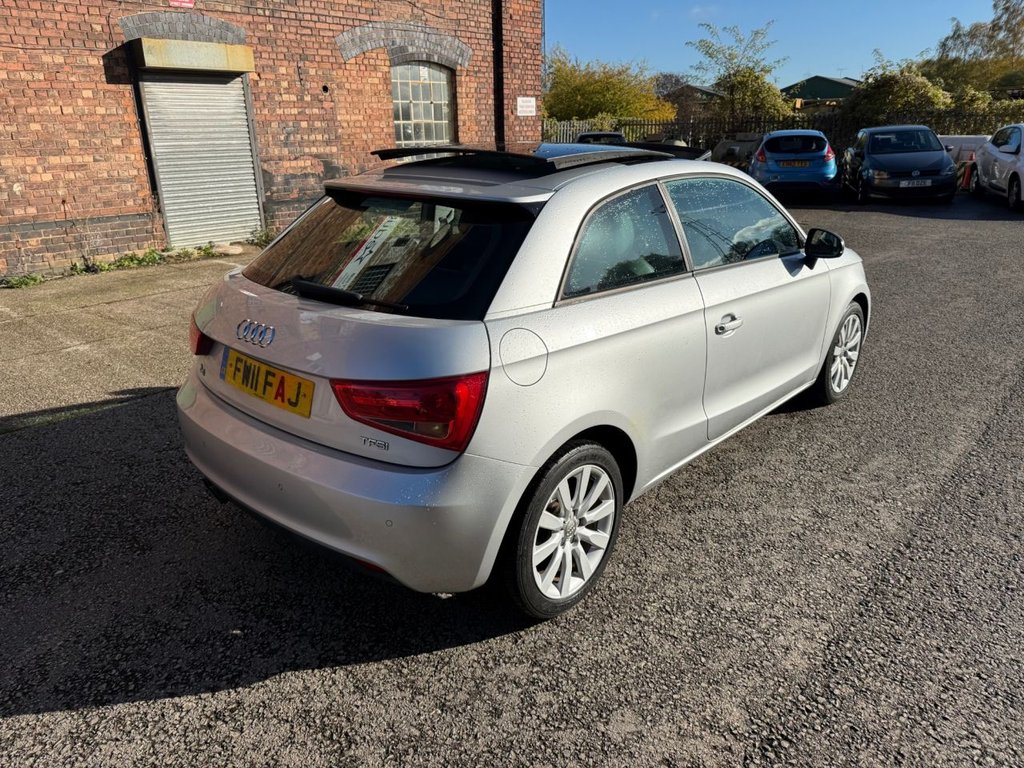 Used Audi A1 2011 for sale - 76438998: Photo 3